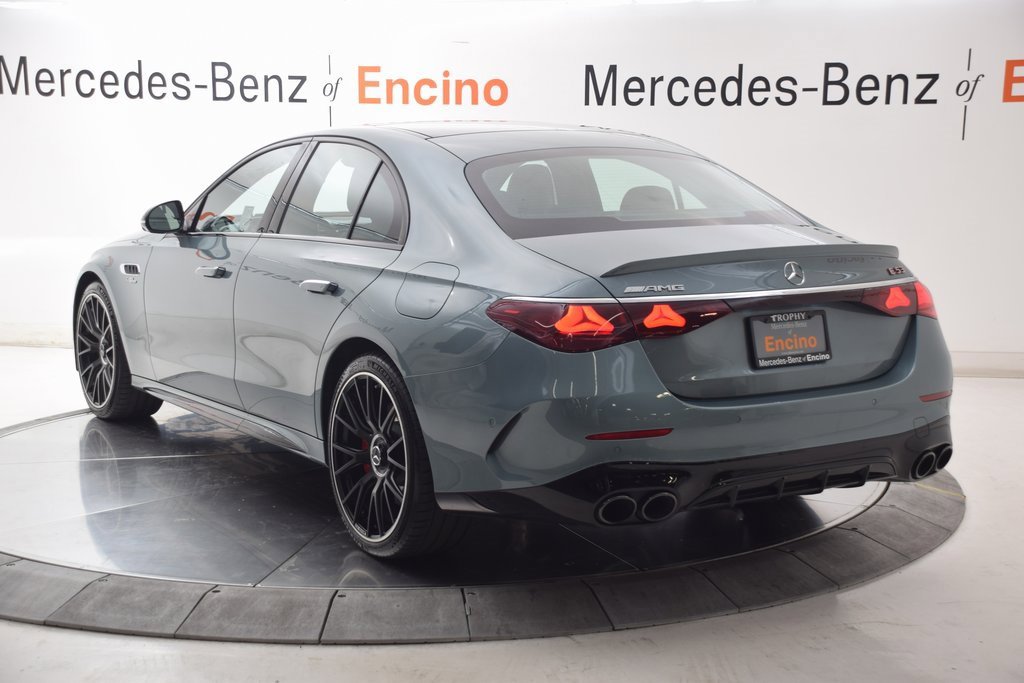 Used 2025 Mercedes-Benz E 53 AMG e 4MATIC Sedan image 3