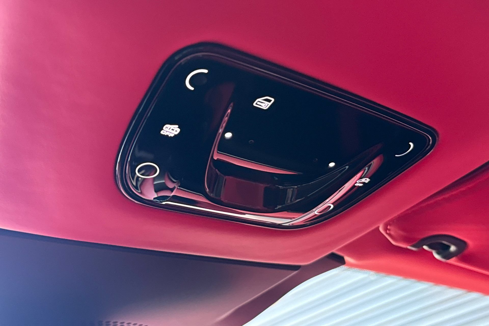 Used 2025 Ferrari 12Cilindri RWD image 20