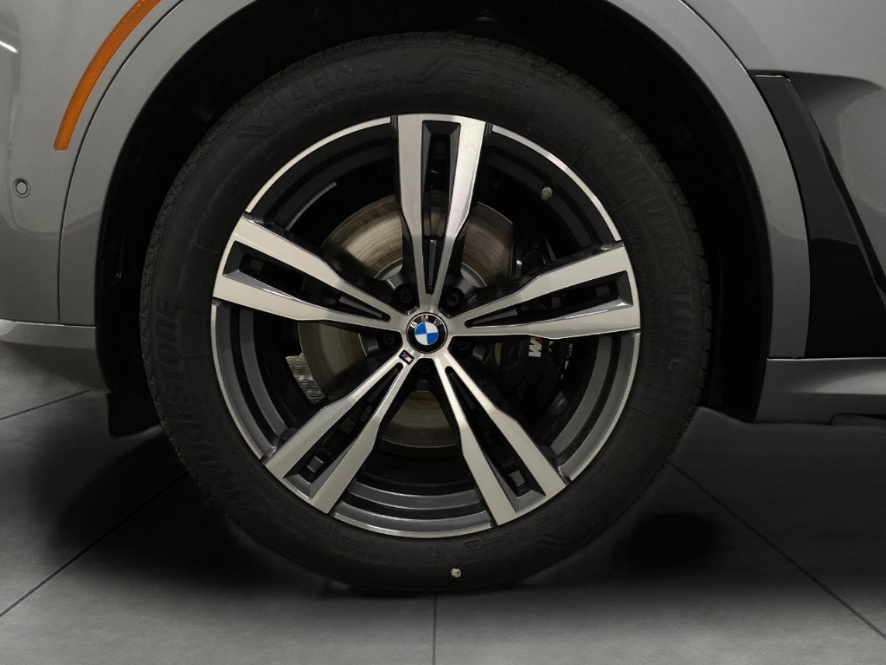 New 2026 BMW X7 M60i image 14
