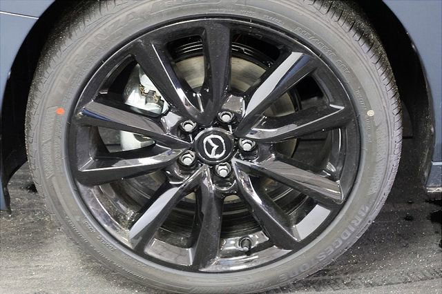 New 2026 MAZDA MAZDA3 Carbon image 34