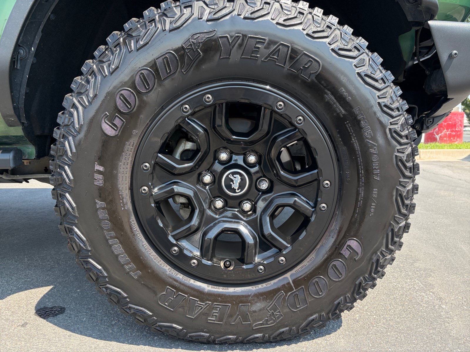 Used 2023 Ford Bronco Wildtrak AWD/4WD image 32