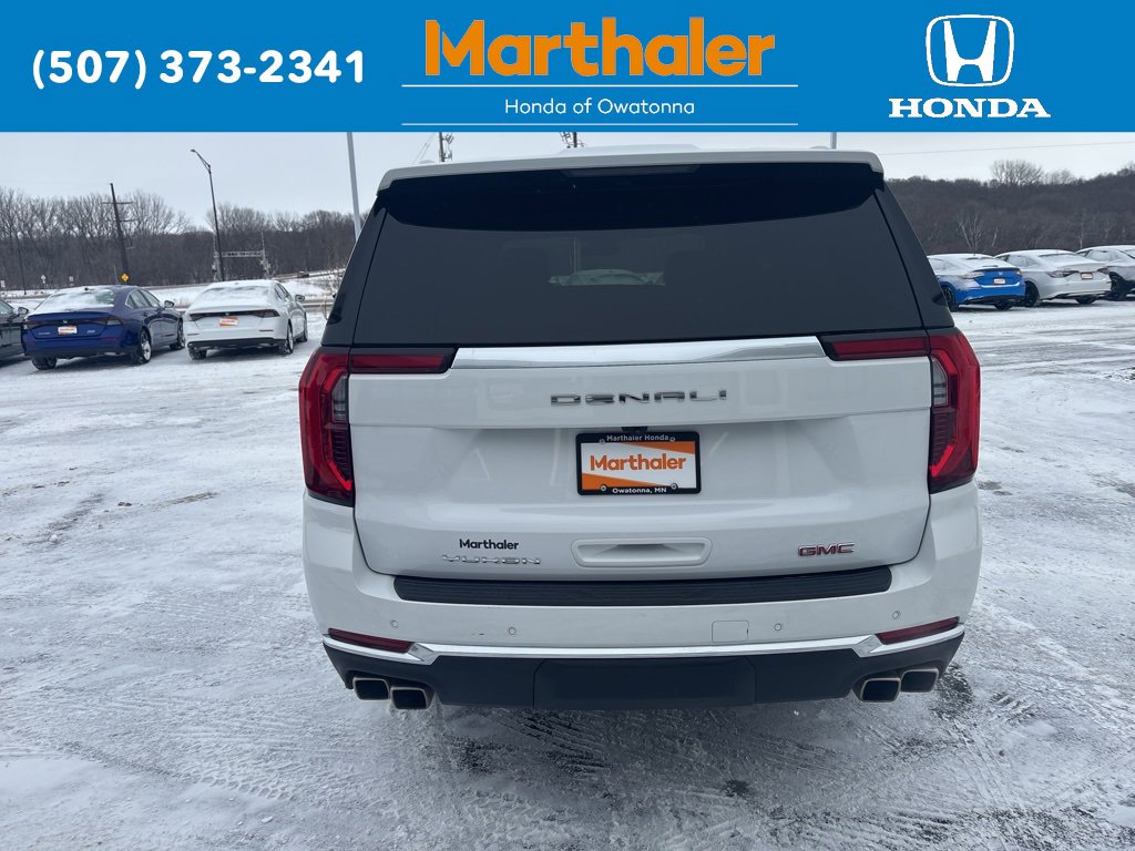 Used 2025 GMC Yukon XL Denali image 4