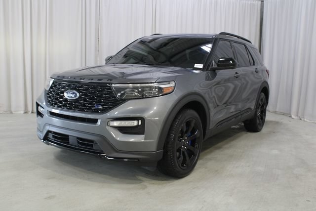 Used 2023 Ford Explorer ST-Line w/ Class IV Trailer Tow Package AWD/4WD image 39