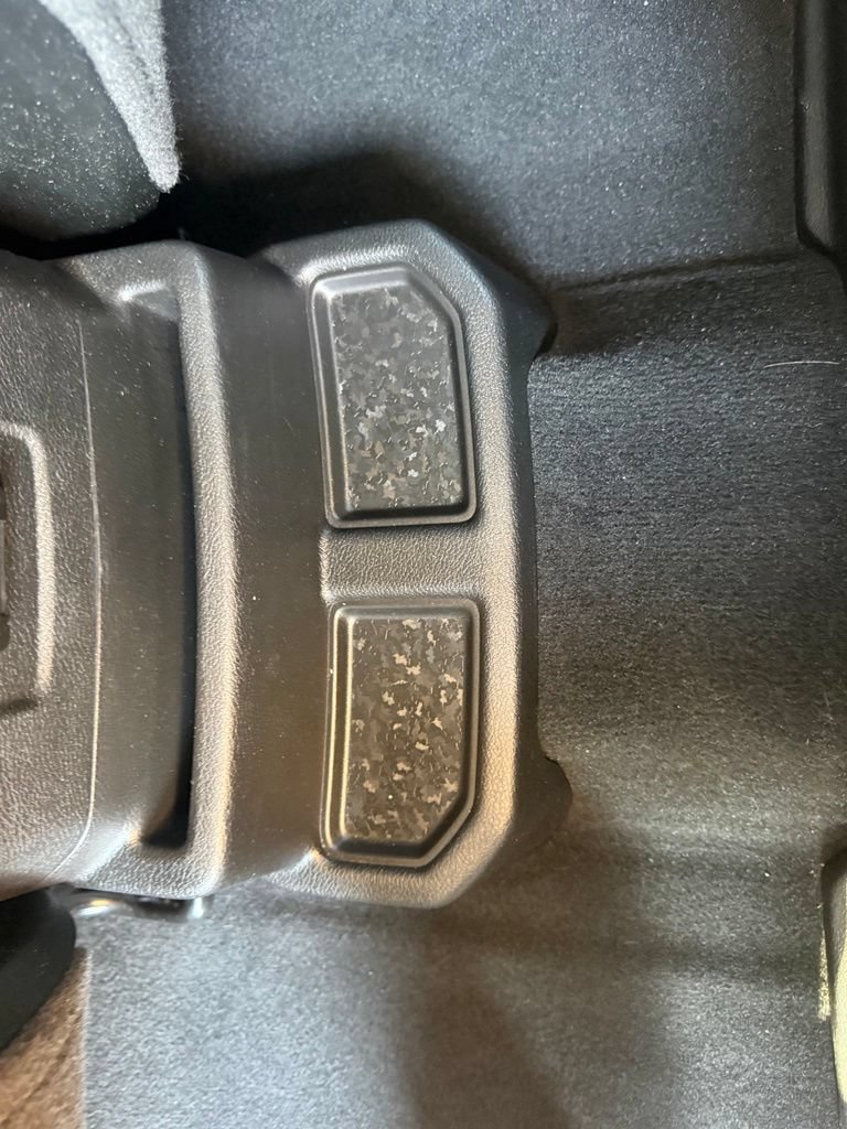 Used 2025 Jeep Wrangler Unlimited Sahara AWD/4WD image 39