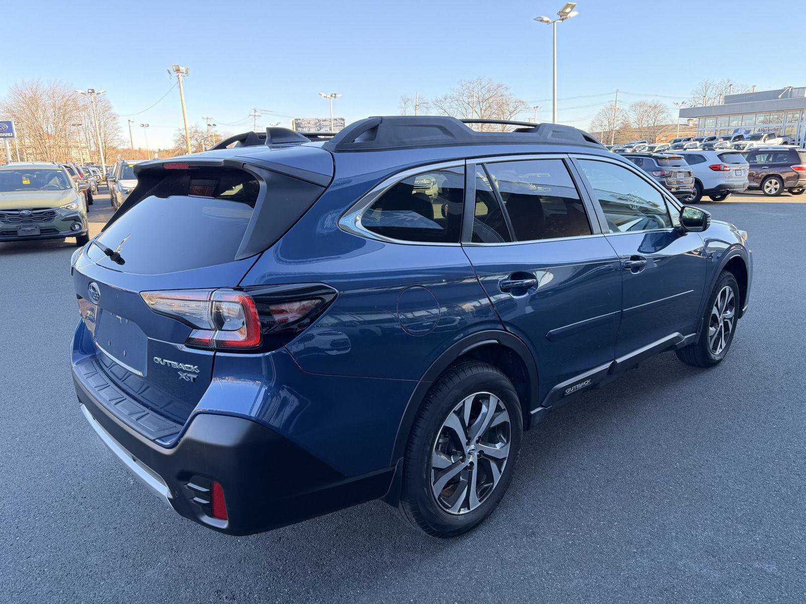 Certified 2022 Subaru Outback Limited XT image 5