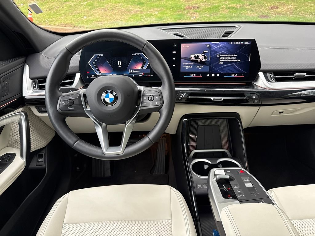 Used 2026 BMW X2 xDrive28i AWD/4WD image 23