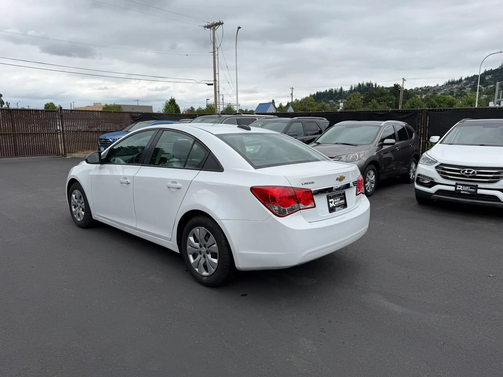 Used 2016 Chevrolet Cruze LS FWD image 6