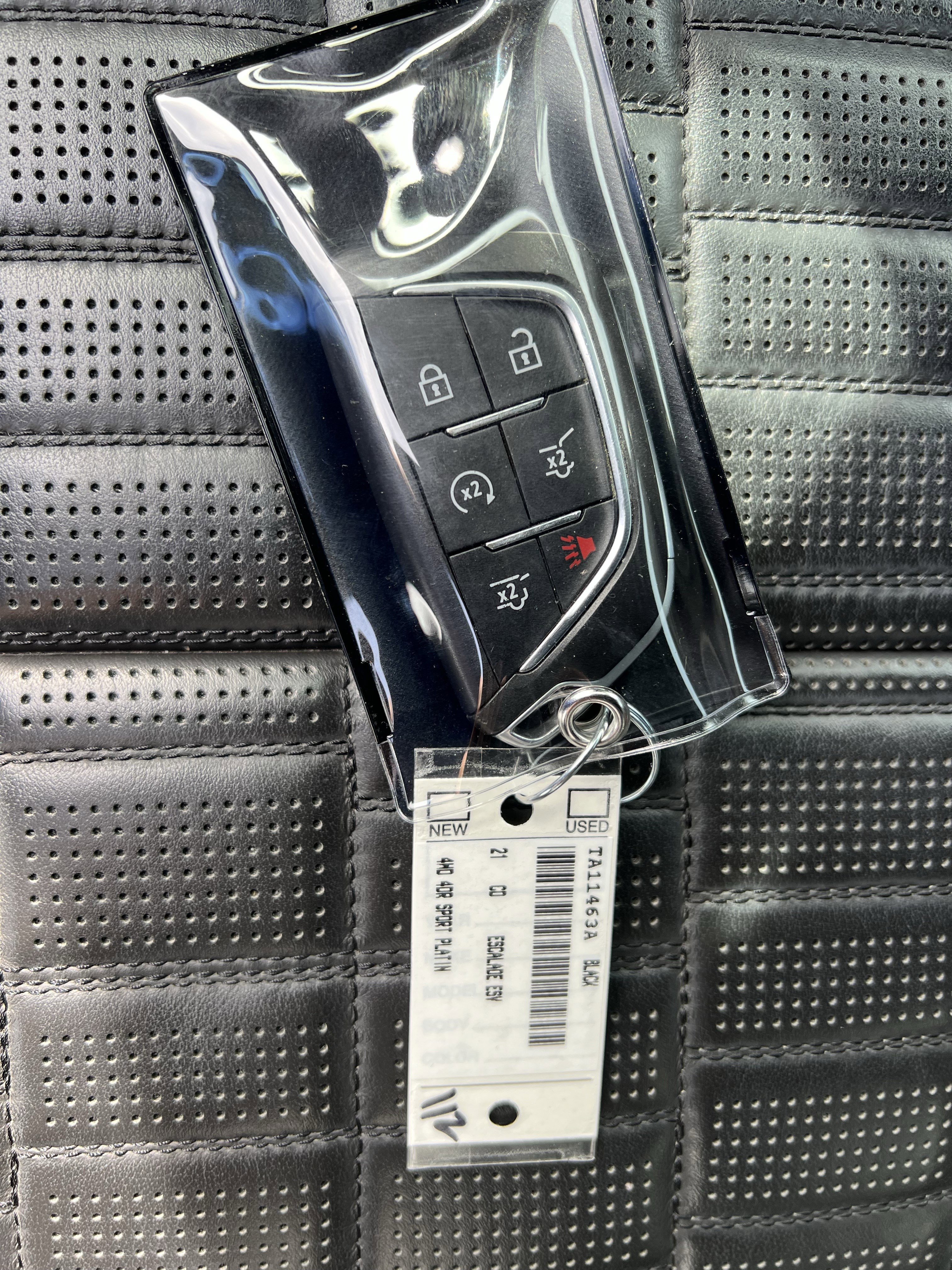 Used 2021 Cadillac Escalade ESV Sport Platinum w/ Heavy-Duty Trailer Package image 38