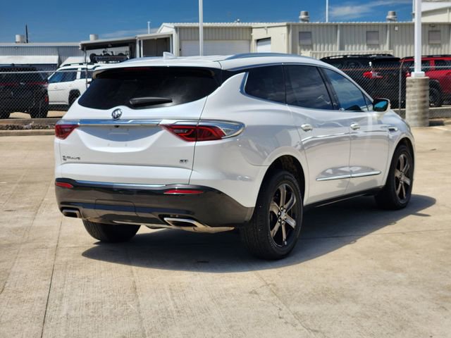 Used 2023 Buick Enclave Essence w/ Sport Touring Edition AWD/4WD image 7