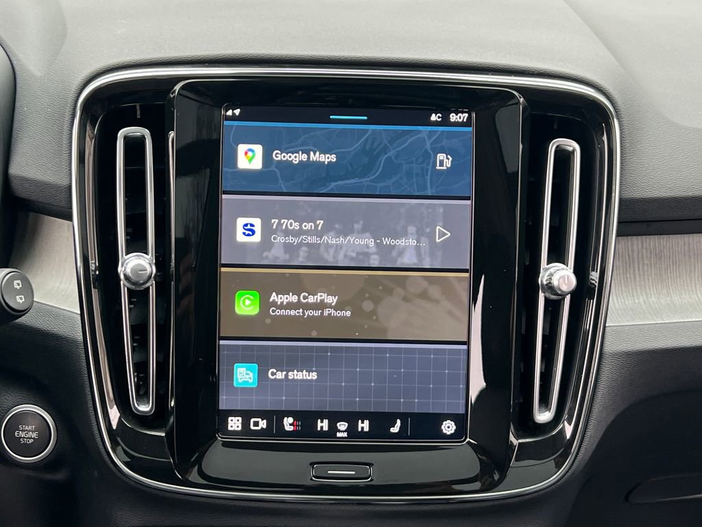 Used 2024 Volvo XC40 B5 Plus w/ Climate Package image 20