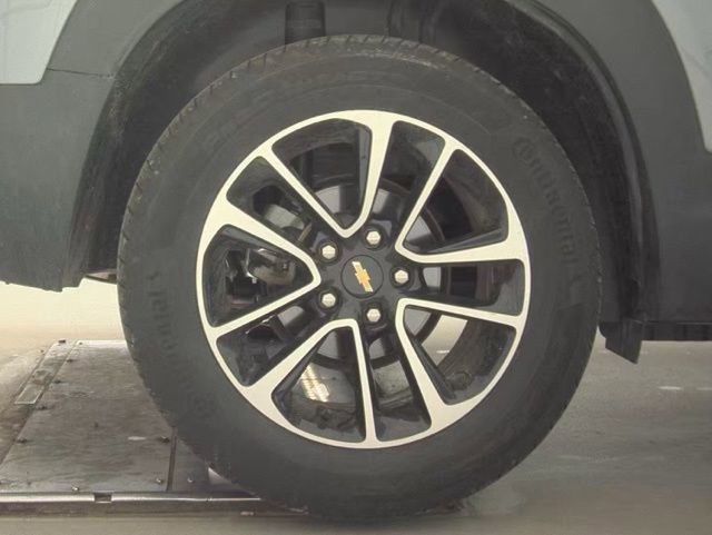 Used 2025 Chevrolet TrailBlazer LT AWD/4WD image 22