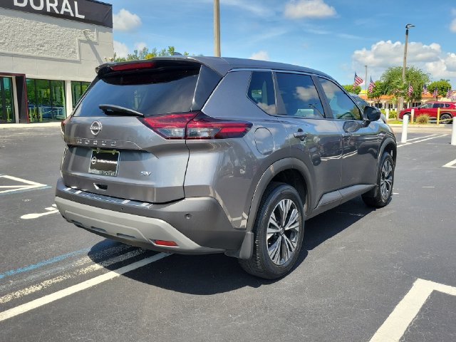 Used 2023 Nissan Rogue SV FWD image 4
