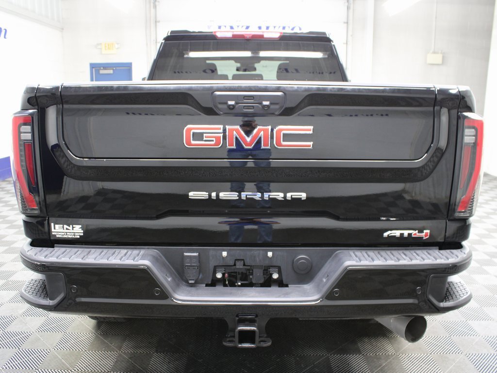 Used 2024 GMC Sierra 2500 AT4 image 40