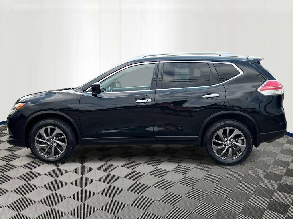Used 2016 Nissan Rogue SL AWD/4WD image 2