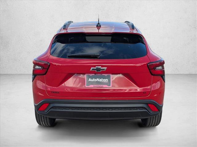 New 2026 Chevrolet Trax LT w/ Midnight Edition image 6