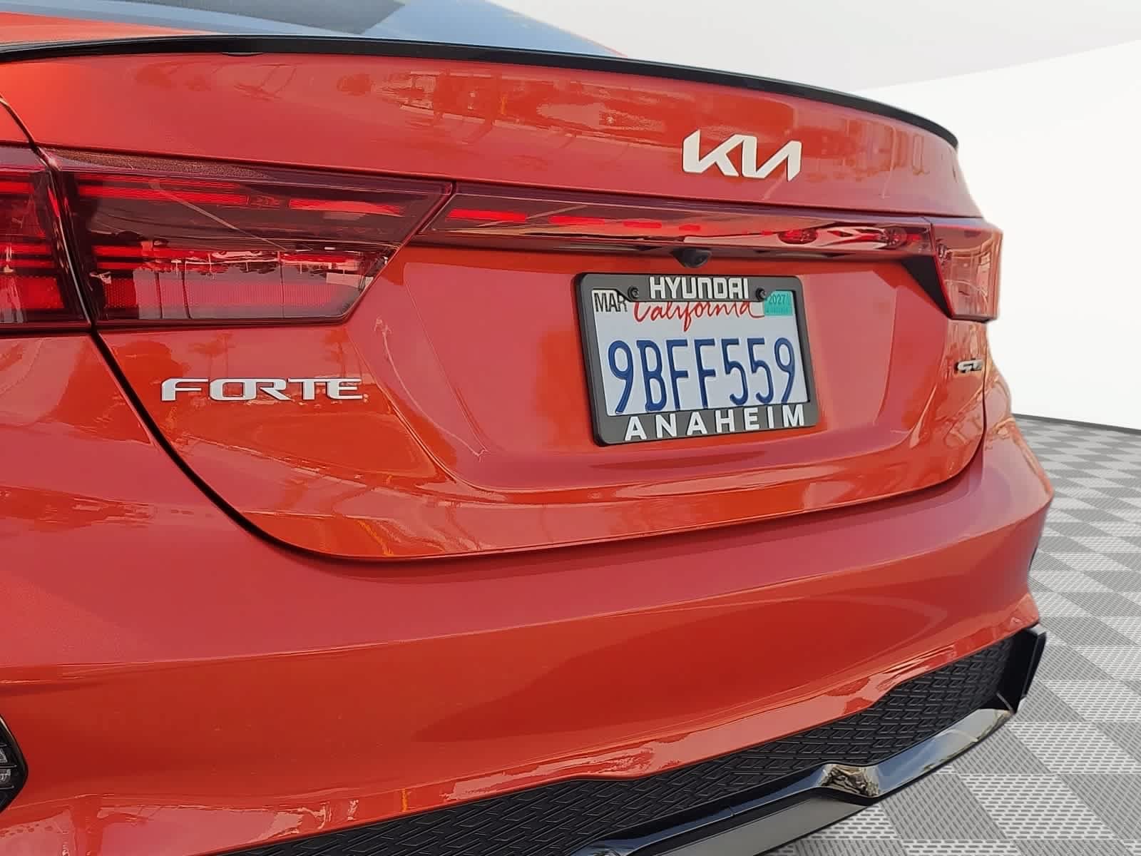 Used 2022 Kia Forte GT-Line w/ GT-Line Premium Package FWD image 12