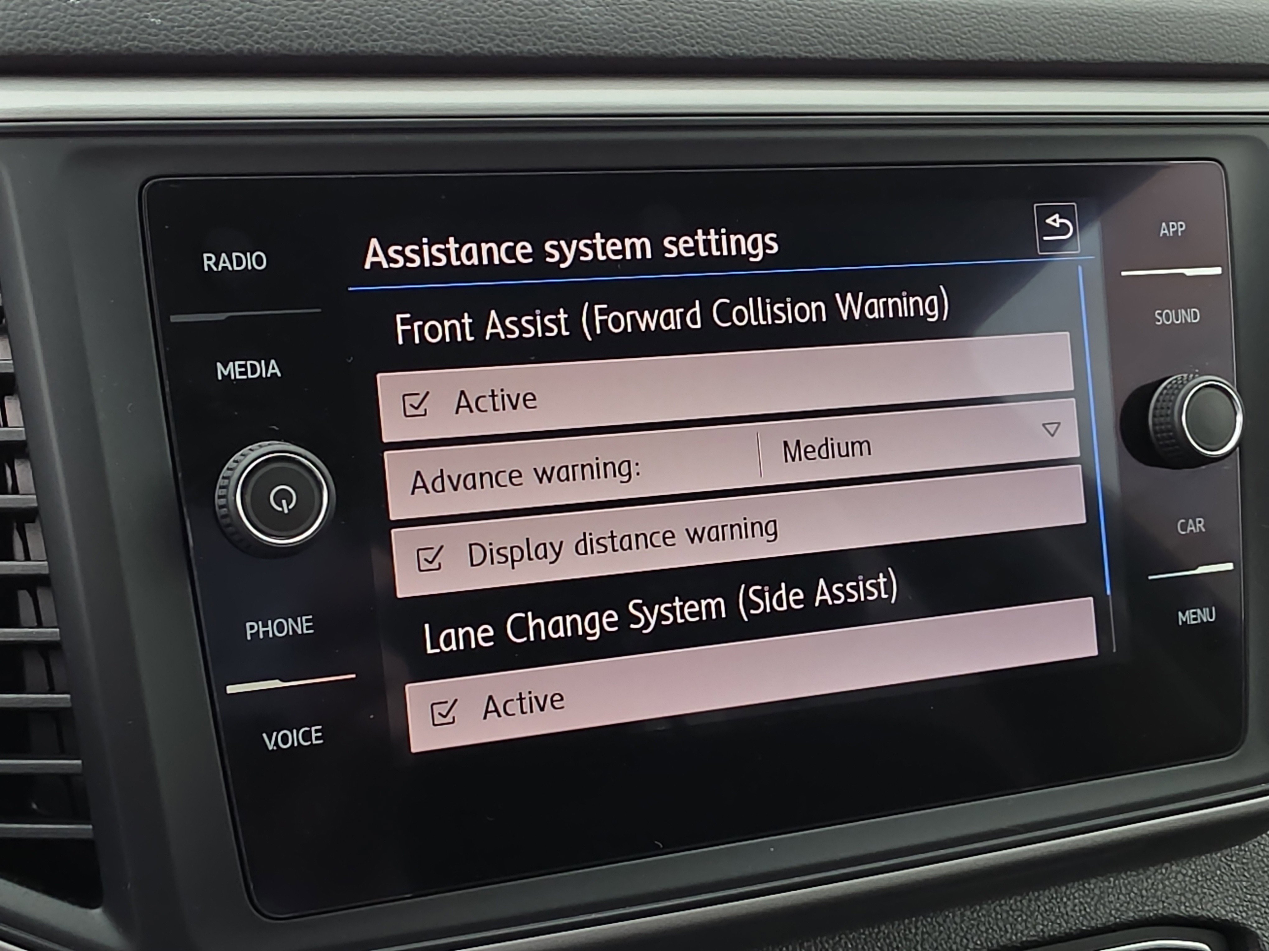 Used 2021 Volkswagen Atlas SE image 19