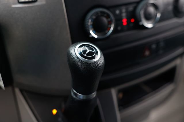 Used 2016 Mercedes-Benz Sprinter 2500 image 28