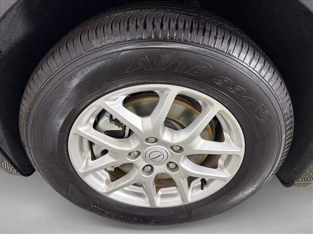 Used 2025 Chrysler Pacifica Select FWD image 11