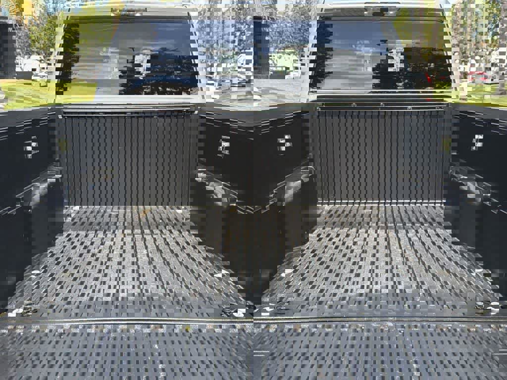 Used 2024 Toyota Tacoma TRD Off-Road image 28