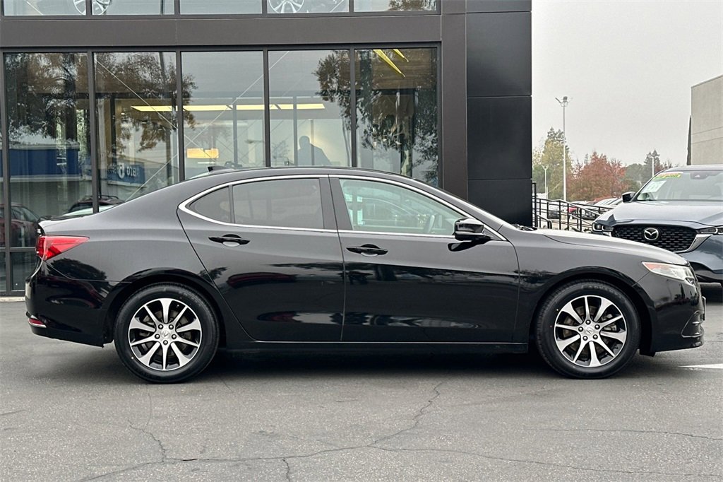 Used 2017 Acura TLX w/ Technology Package image 4