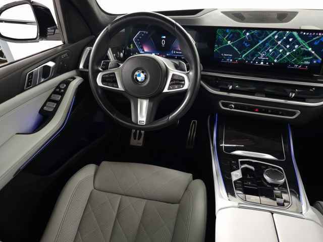 Used 2024 BMW X7 xDrive40i w/ M Sport Package image 20