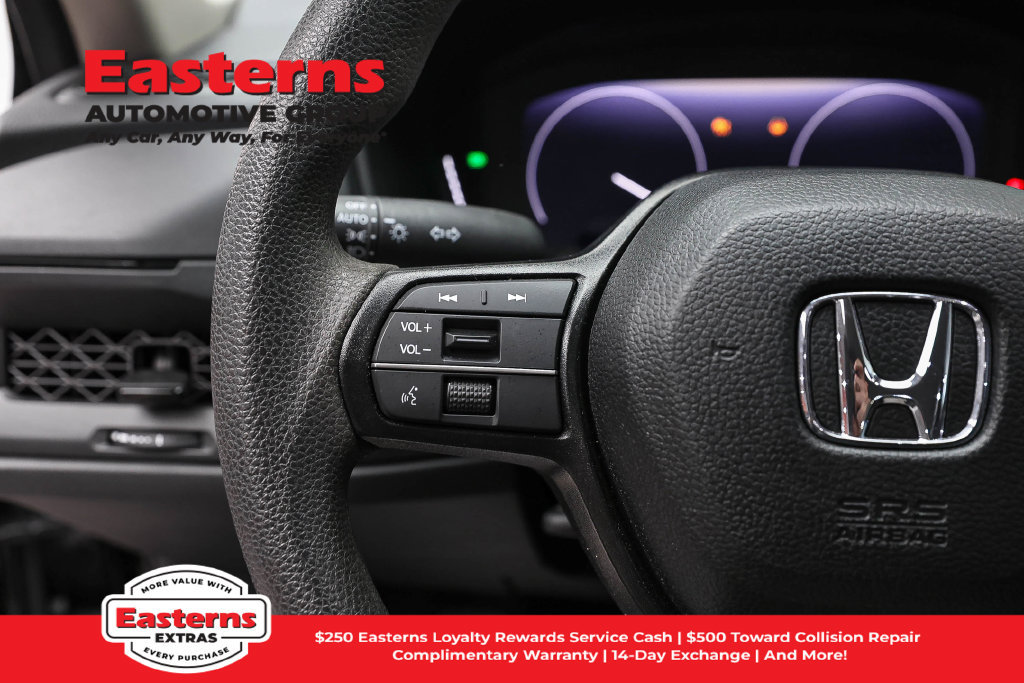 Used 2025 Honda Accord LX image 16
