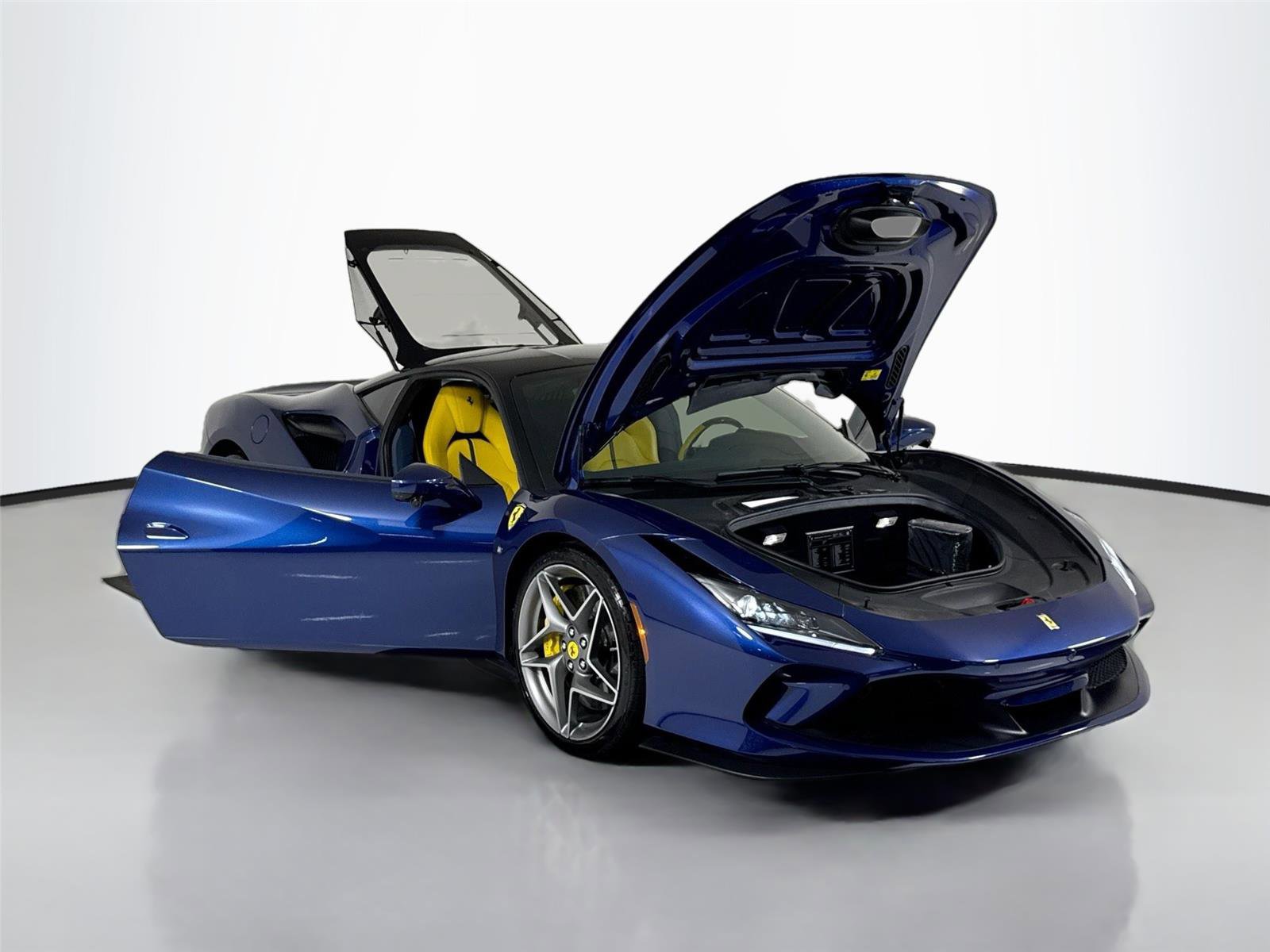 Used 2022 Ferrari F8 Tributo image 40