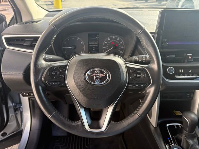 Used 2023 Toyota Corolla Cross LE image 14
