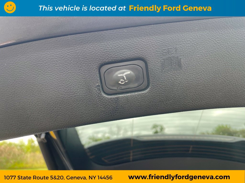 Used 2022 Ford Edge SEL w/ Convenience Package AWD/4WD image 11