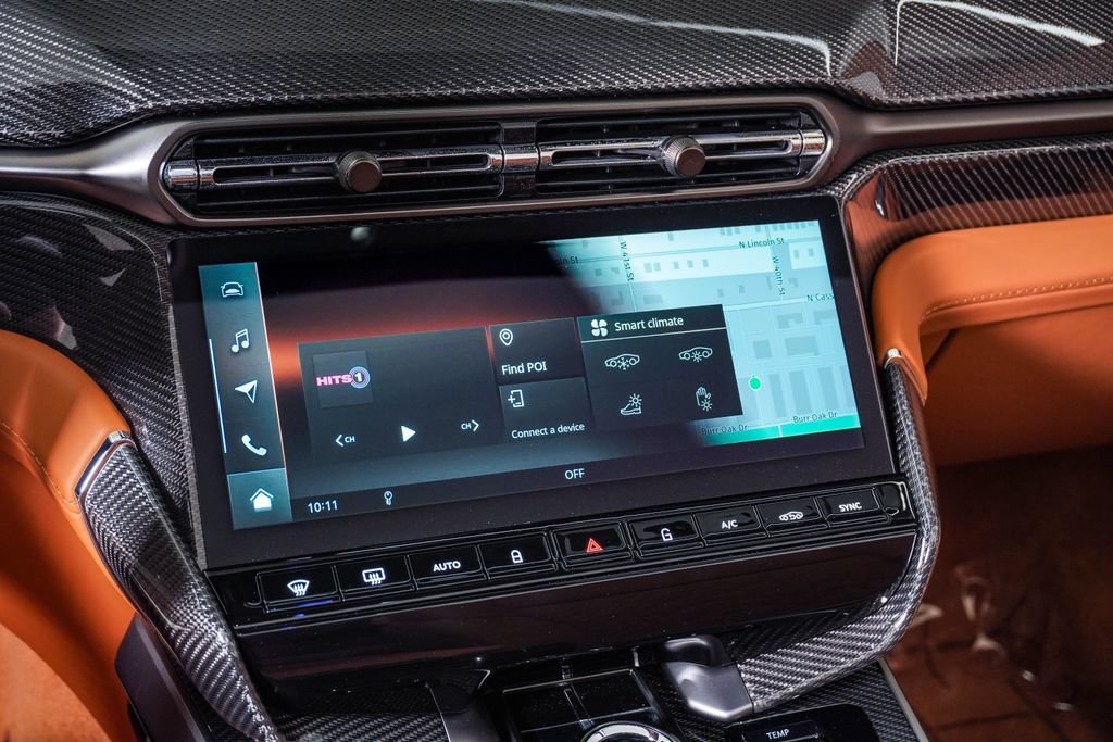 New 2026 Aston Martin Vanquish Convertible RWD image 30