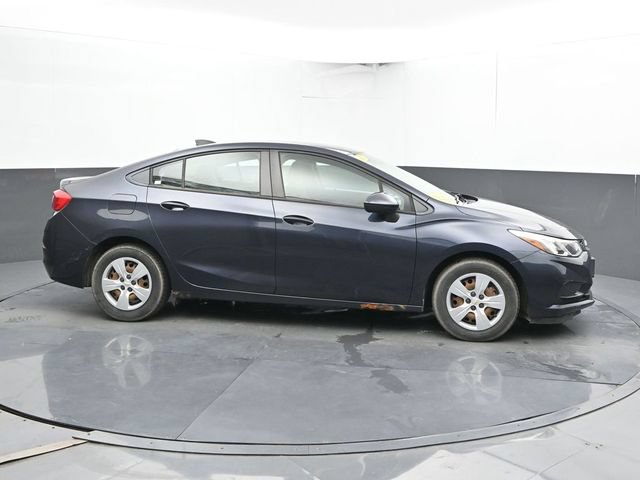 Used 2016 Chevrolet Cruze LS FWD image 4