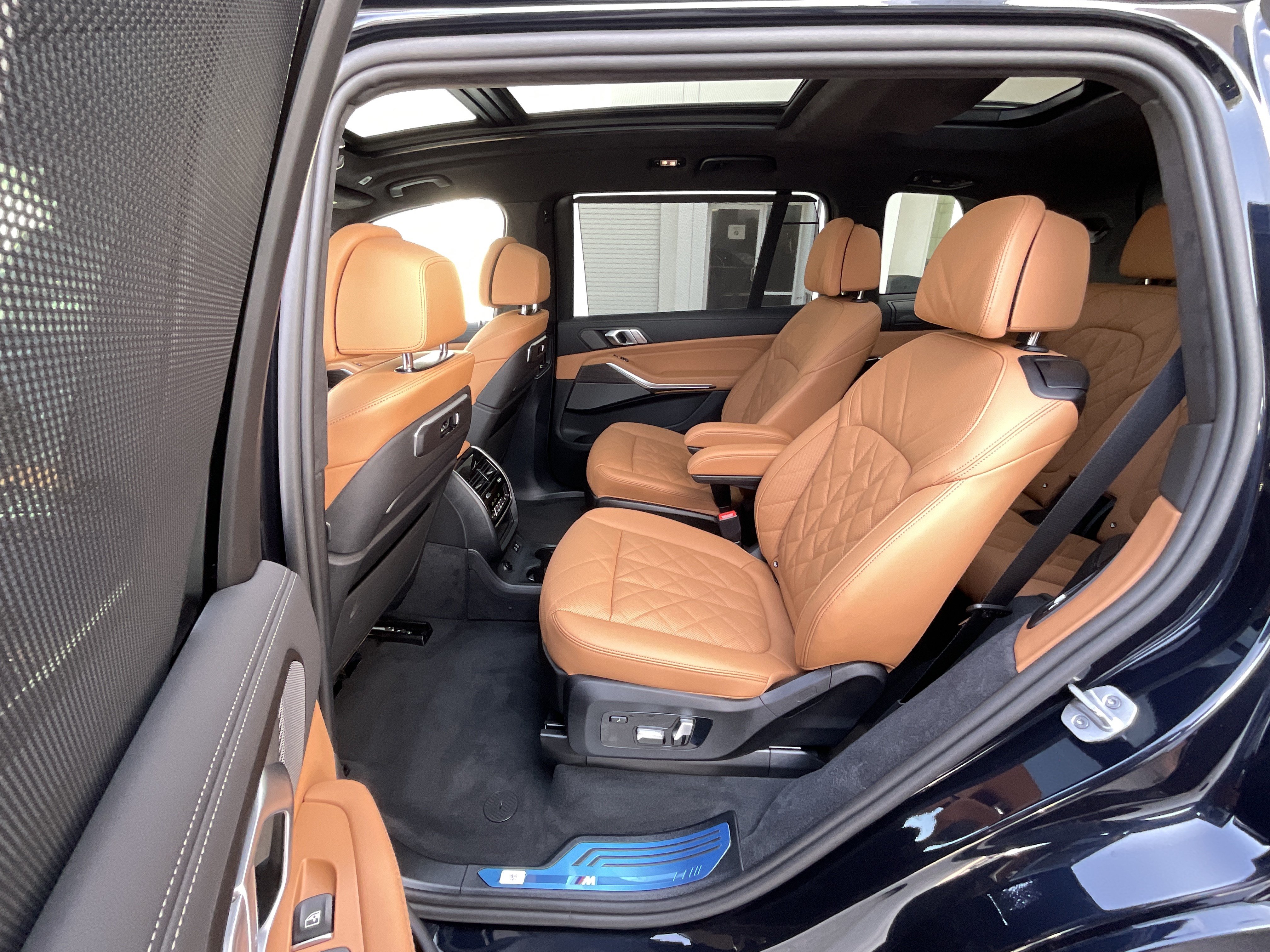 New 2027 BMW X7 xDrive40i w/ Executive Package AWD/4WD image 26