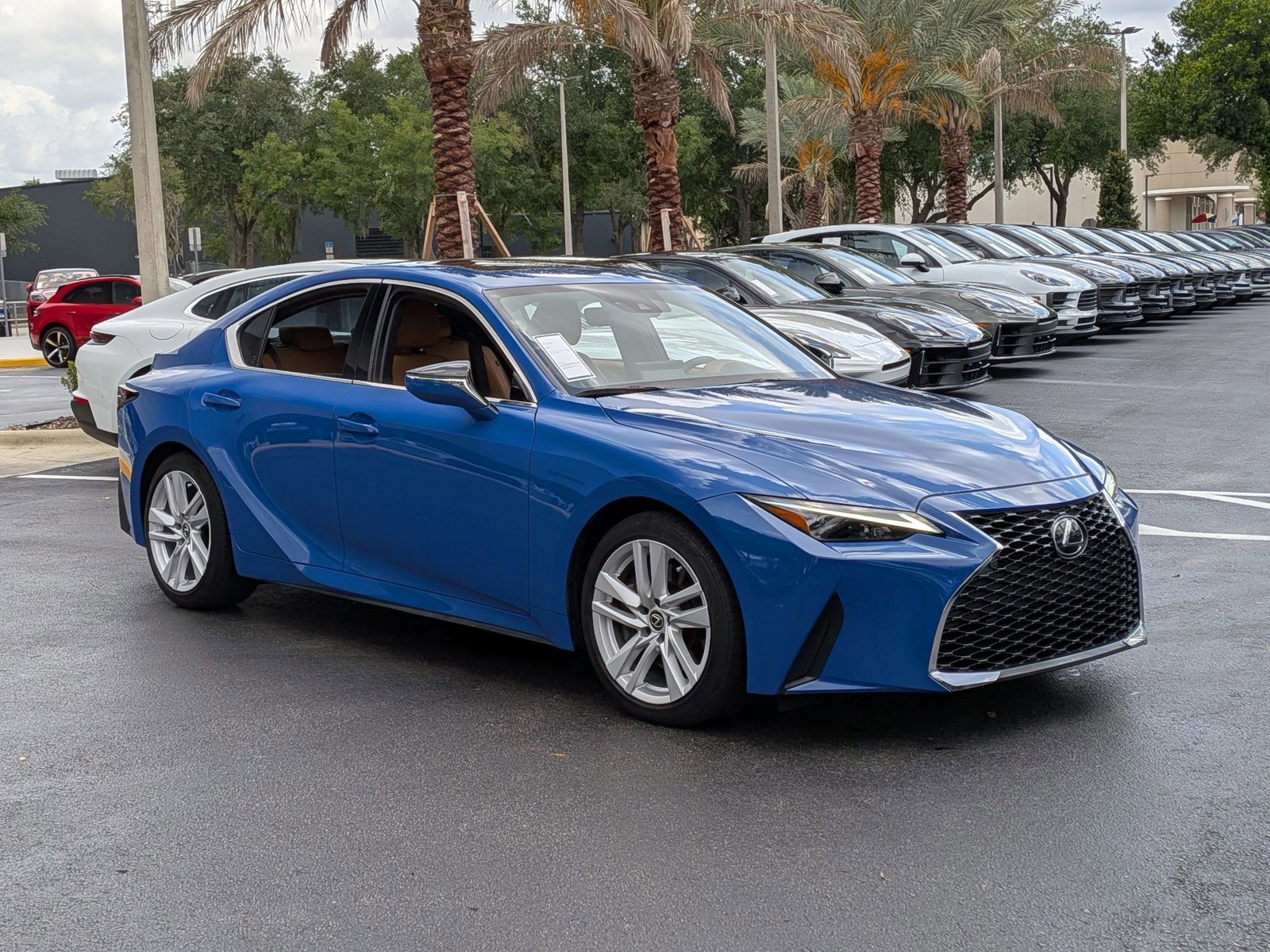 Used 2023 Lexus IS 300 w/ Comfort Package RWD image 6