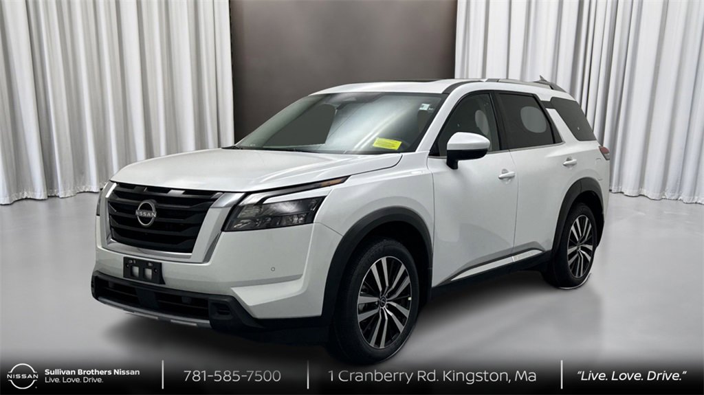 New 2025 Nissan Pathfinder Platinum w/ Cargo Package image 1
