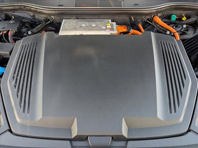 Certified 2023 Audi e-tron S Prestige w/ Prestige Package image 24