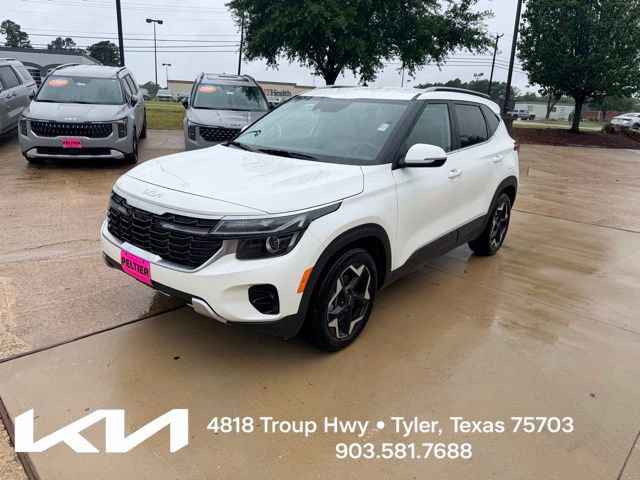 Certified 2024 Kia Seltos EX FWD image 3