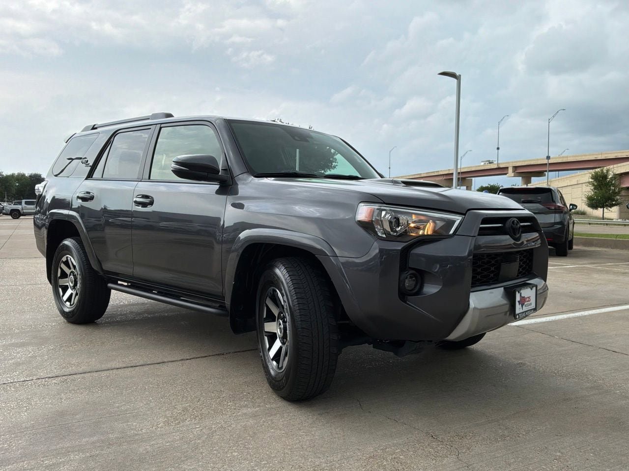 Used 2023 Toyota 4Runner TRD Off-Road Premium w/ Off Road Premium Plus Package AWD/4WD image 4