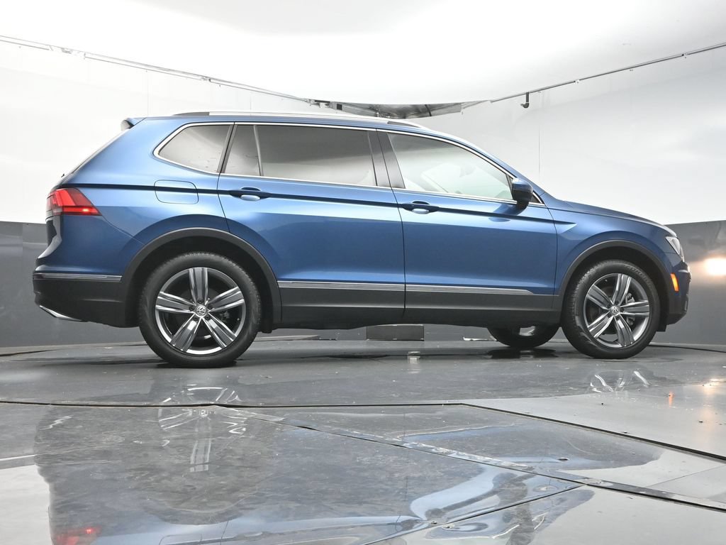 Used 2020 Volkswagen Tiguan SEL FWD image 41