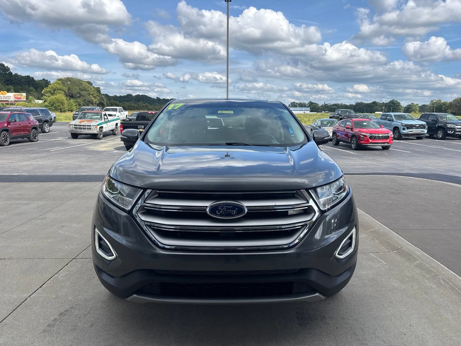 Used 2017 Ford Edge Titanium w/ Equipment Group 301A AWD/4WD image 2