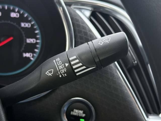 Used 2021 Chevrolet Malibu LT FWD image 21