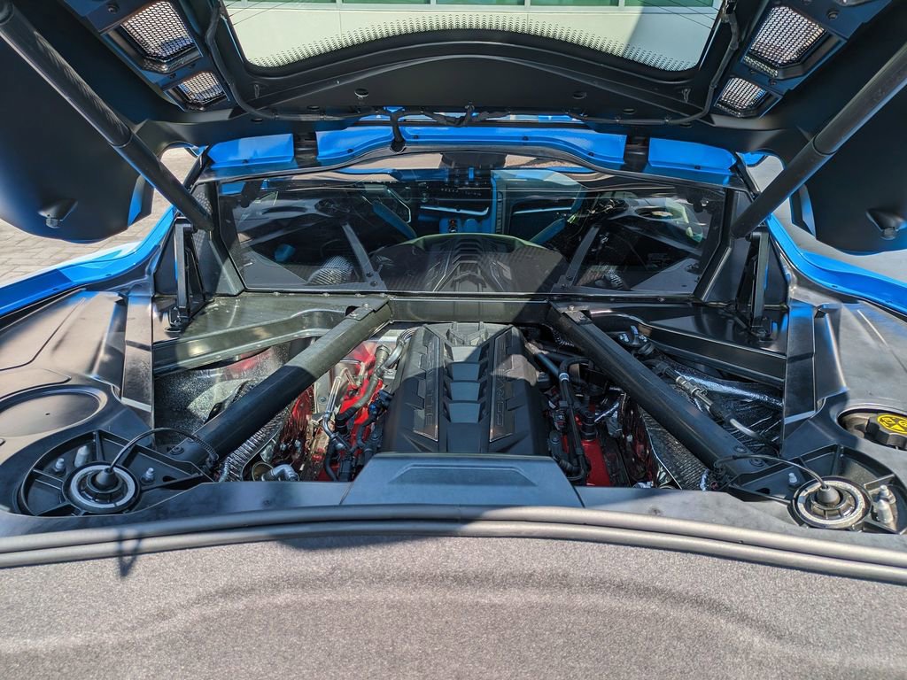 Used 2022 Chevrolet Corvette Stingray Premium Cpe w/ Z51 Performance Package image 13