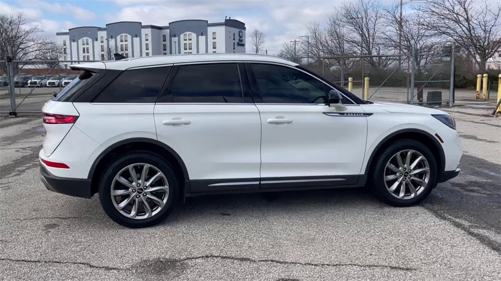 Used 2020 Lincoln Corsair AWD w/ Premium Package image 9