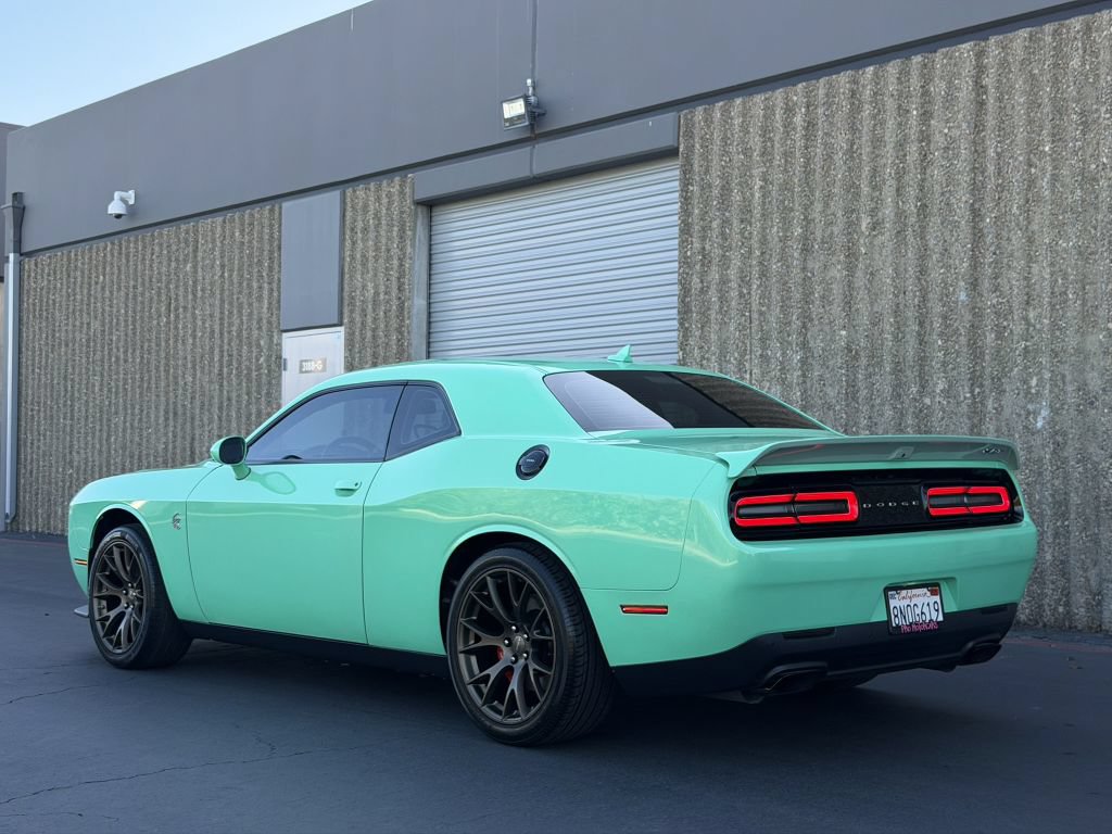 Used 2016 Dodge Challenger SRT Hellcat RWD image 18