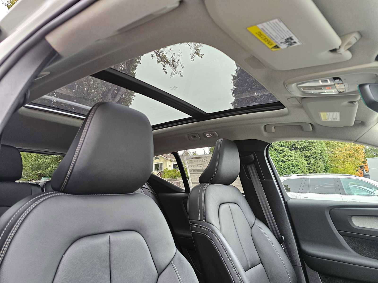 New 2026 Volvo XC40 B5 Core w/ Climate Package image 11