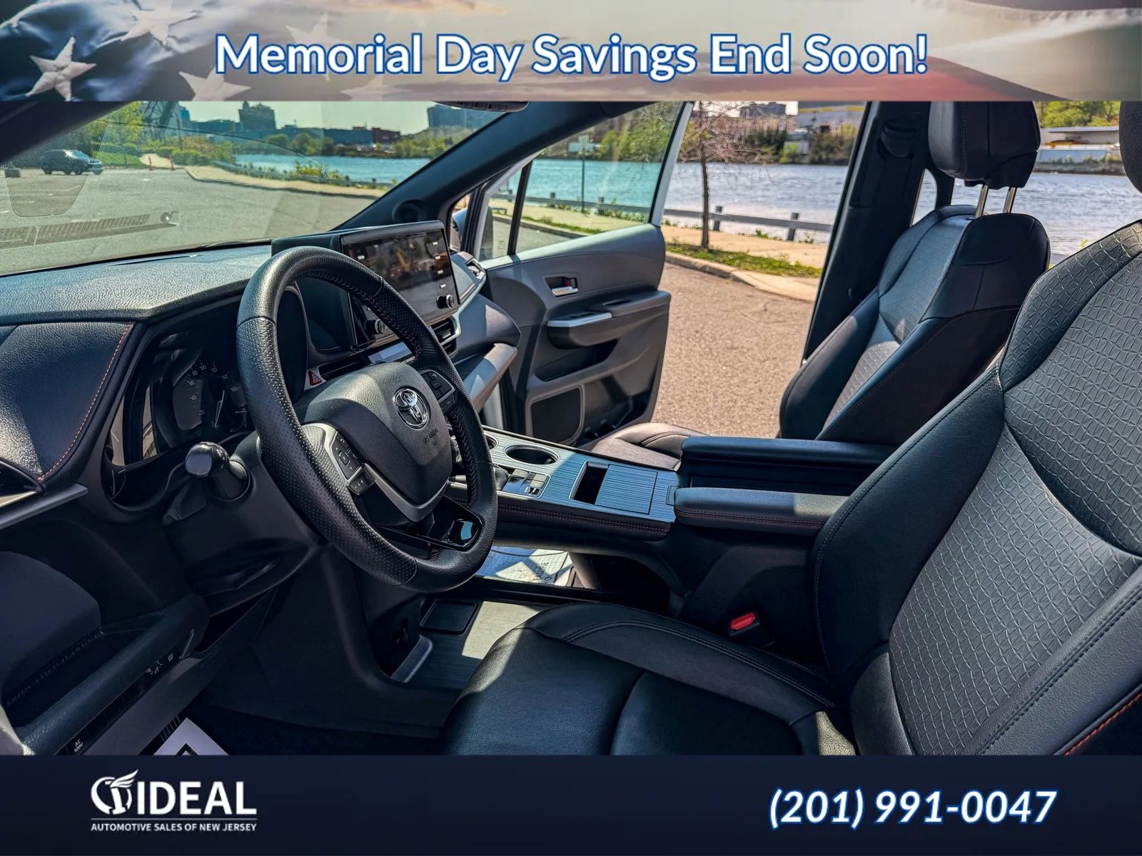Used 2022 Toyota Sienna XSE w/ XSE Plus Package AWD/4WD image 18