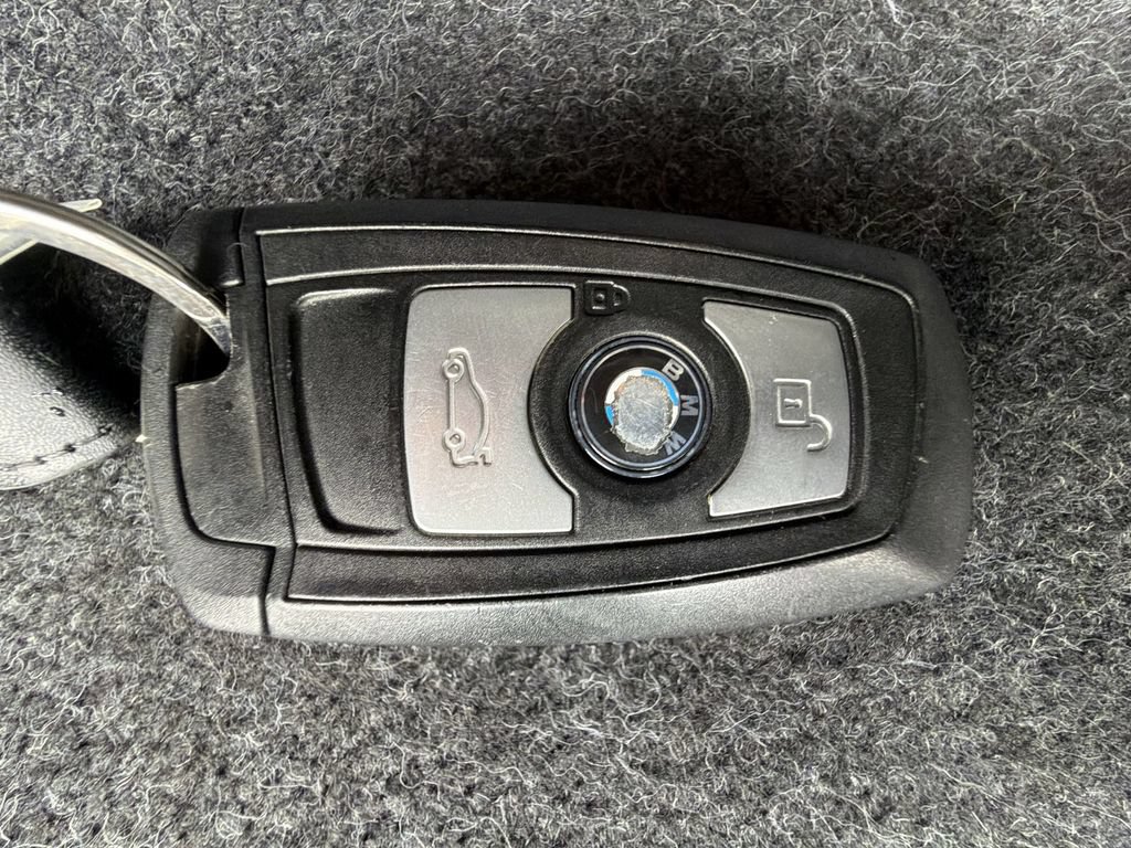 Used 2014 BMW 328i xDrive Sedan AWD/4WD image 28