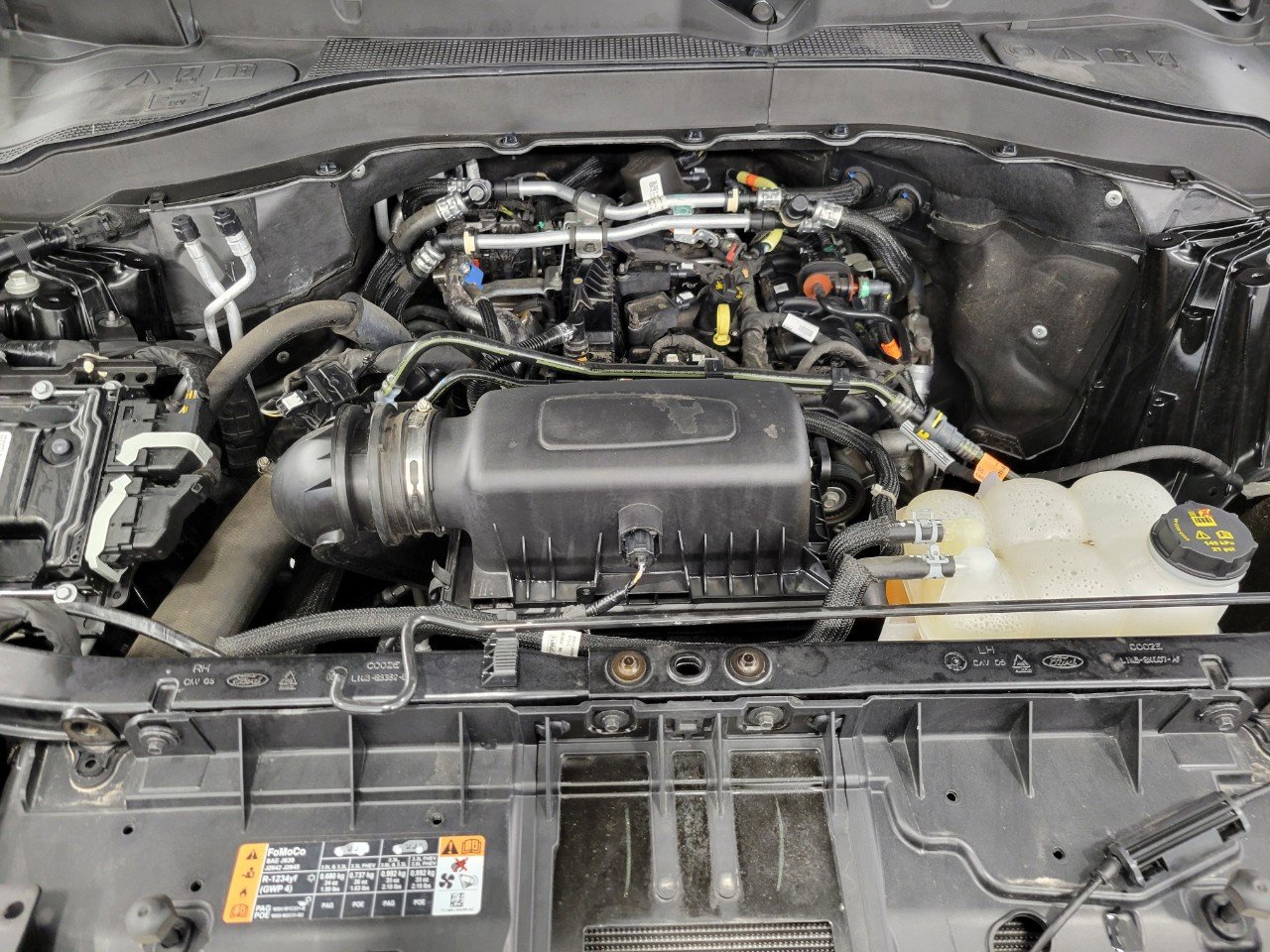 Used 2023 Ford Explorer XLT w/ Equipment Group 202A image 8