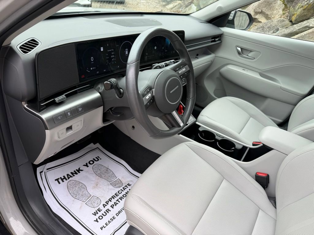 Used 2024 Hyundai Kona Limited FWD image 14
