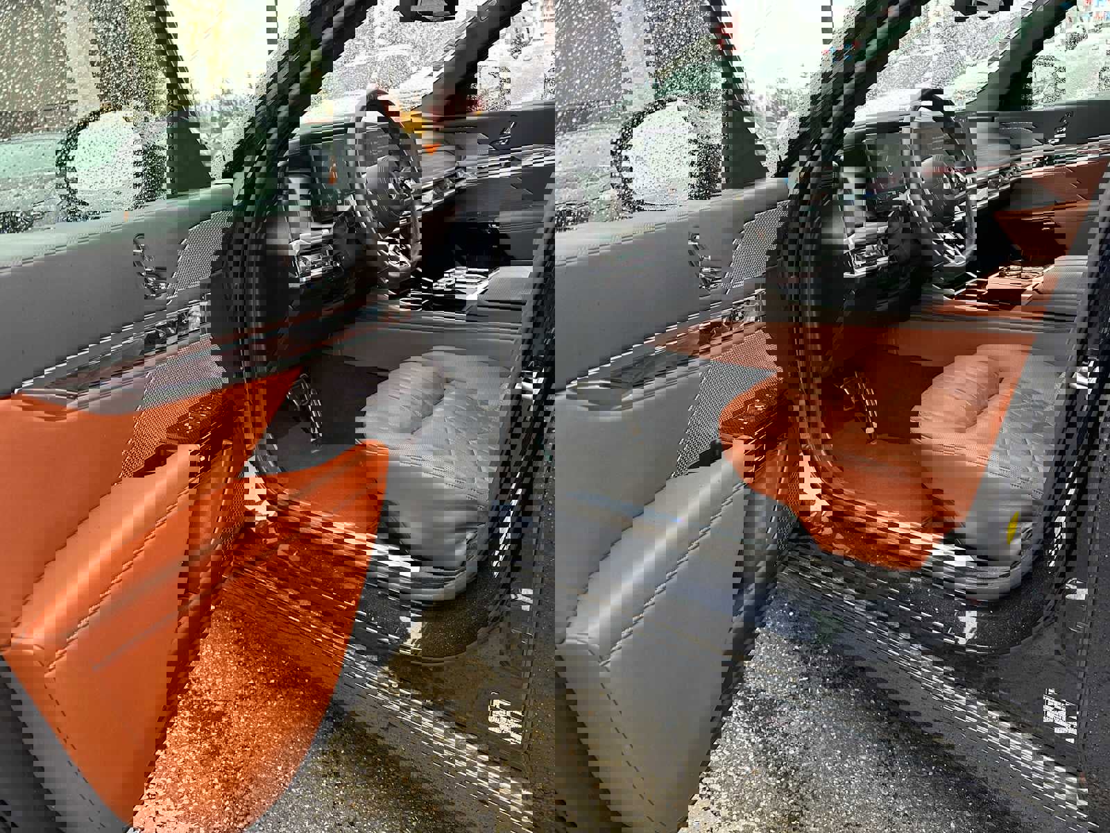 Used 2023 BMW 760i xDrive image 20